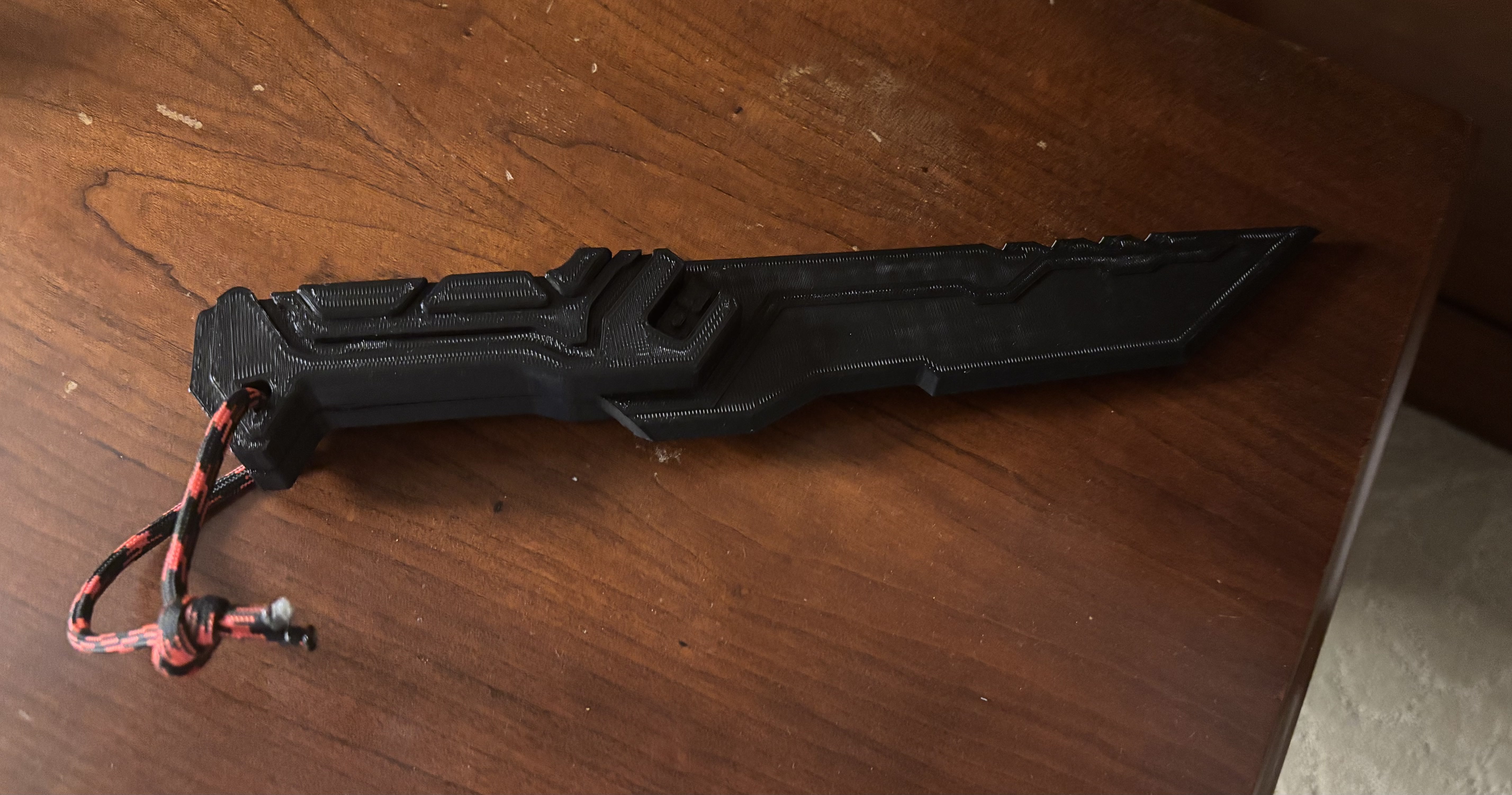 3D Print Video Game Knife with Synthetic Rope